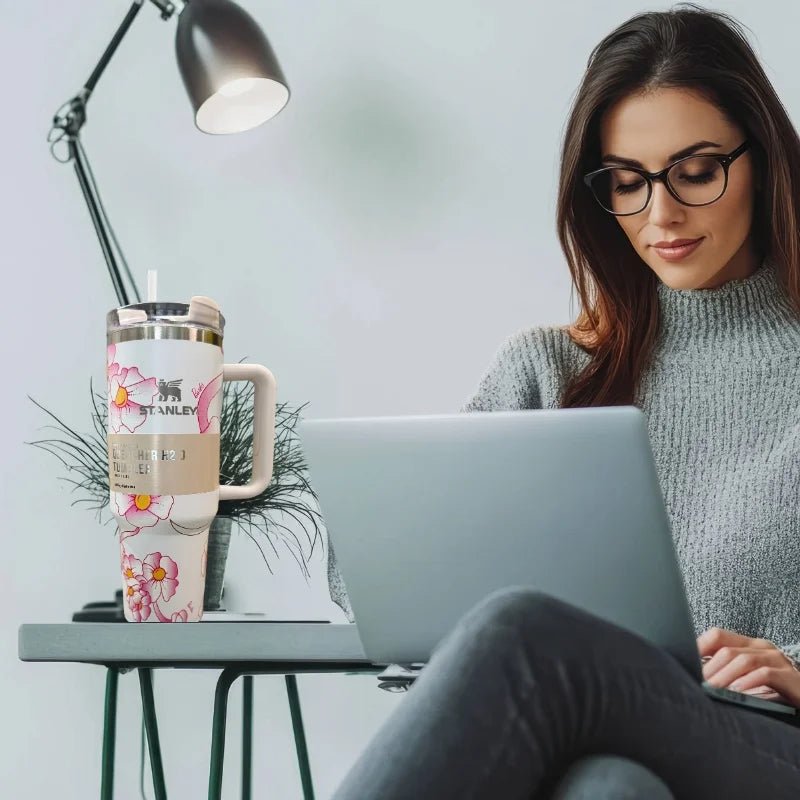 White Barbie Stanlay Tumbler | H2.0 Tumbler 1.18L Limited Edition Double Wall Vacuum Insulated - Tumbler Bank